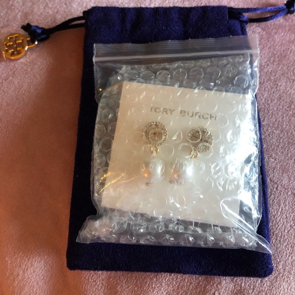 🆕Tory Burch Swarovski crystal faux pearl earrings - Picture 5 of 5